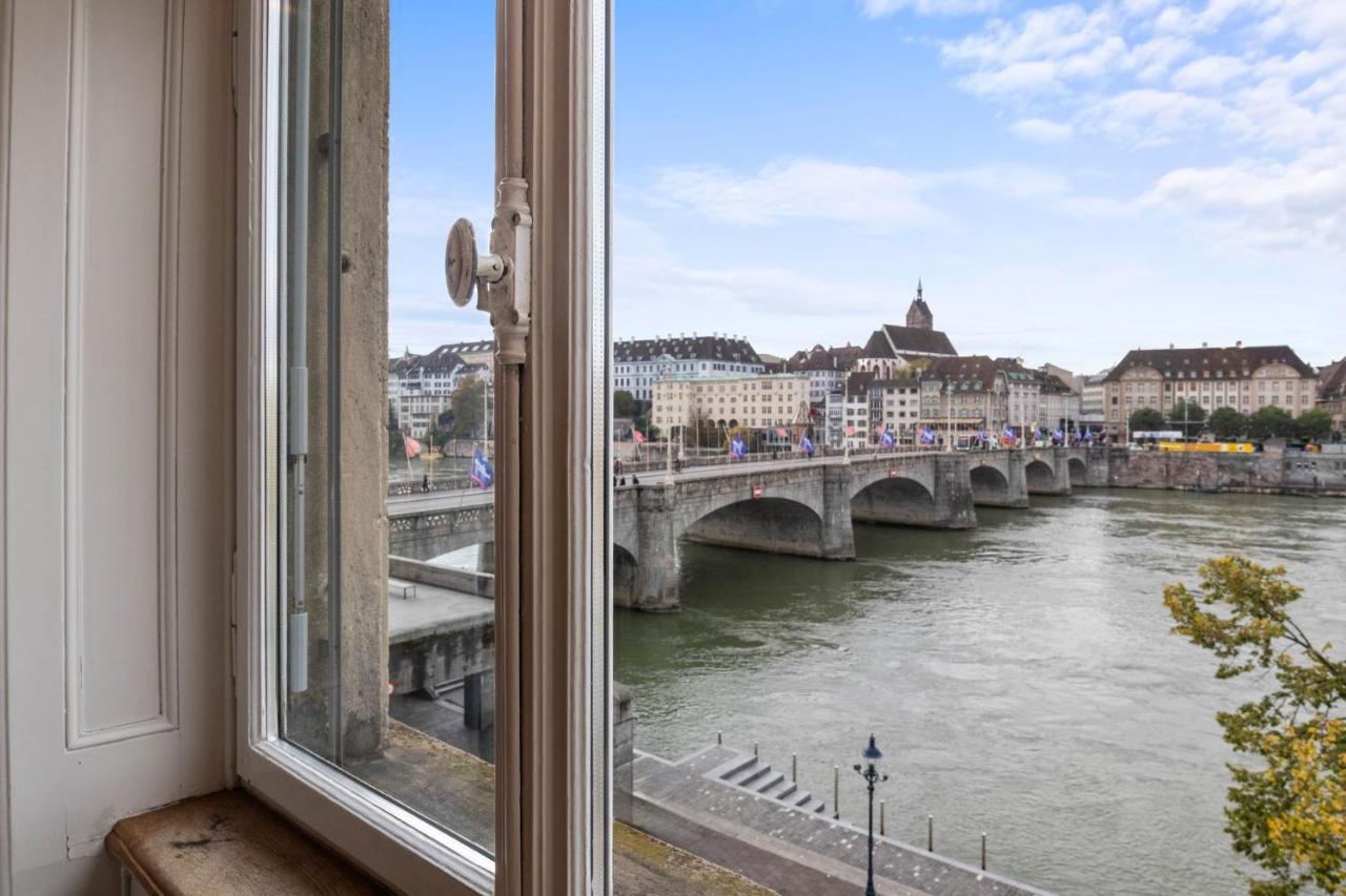 True Basel - Stadtwohnung I Rheinblick Basileia Exterior foto